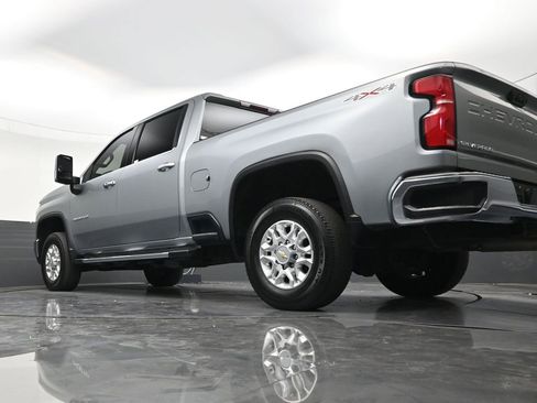 Used 2024 Chevrolet Silverado 2500 LTZ w/ LTZ Convenience Package AWD/4WD image 22