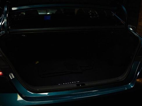 Used 2025 Toyota Camry LE image 7