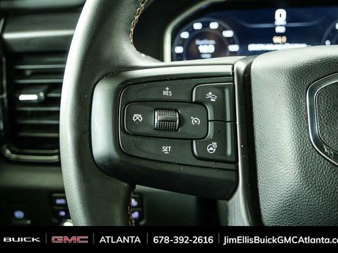 Used 2024 GMC Sierra 2500 AT4 w/ Technology Package AWD/4WD image 10