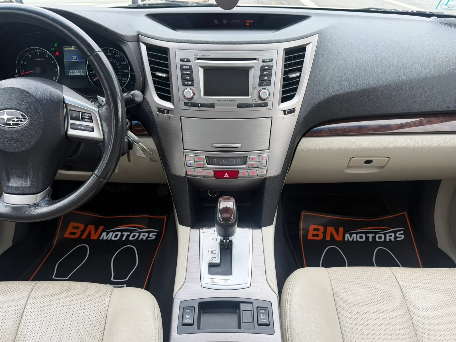 Used 2013 Subaru Legacy 3.6R Limited AWD/4WD image 23