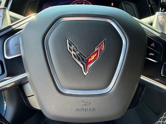 Used 2021 Chevrolet Corvette Stingray Coupe w/ Z51 Performance Package RWD image 12