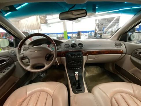 Used 2001 Chrysler 300M image 27