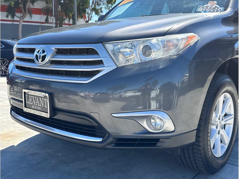 Used 2013 Toyota Highlander SE AWD/4WD image 10