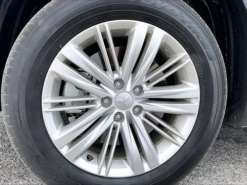 Used 2024 Mitsubishi Outlander ES AWD/4WD image 9