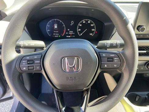 Used 2025 Honda HR-V LX image 31