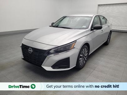 Used 2024 Nissan Altima 2.5 SV