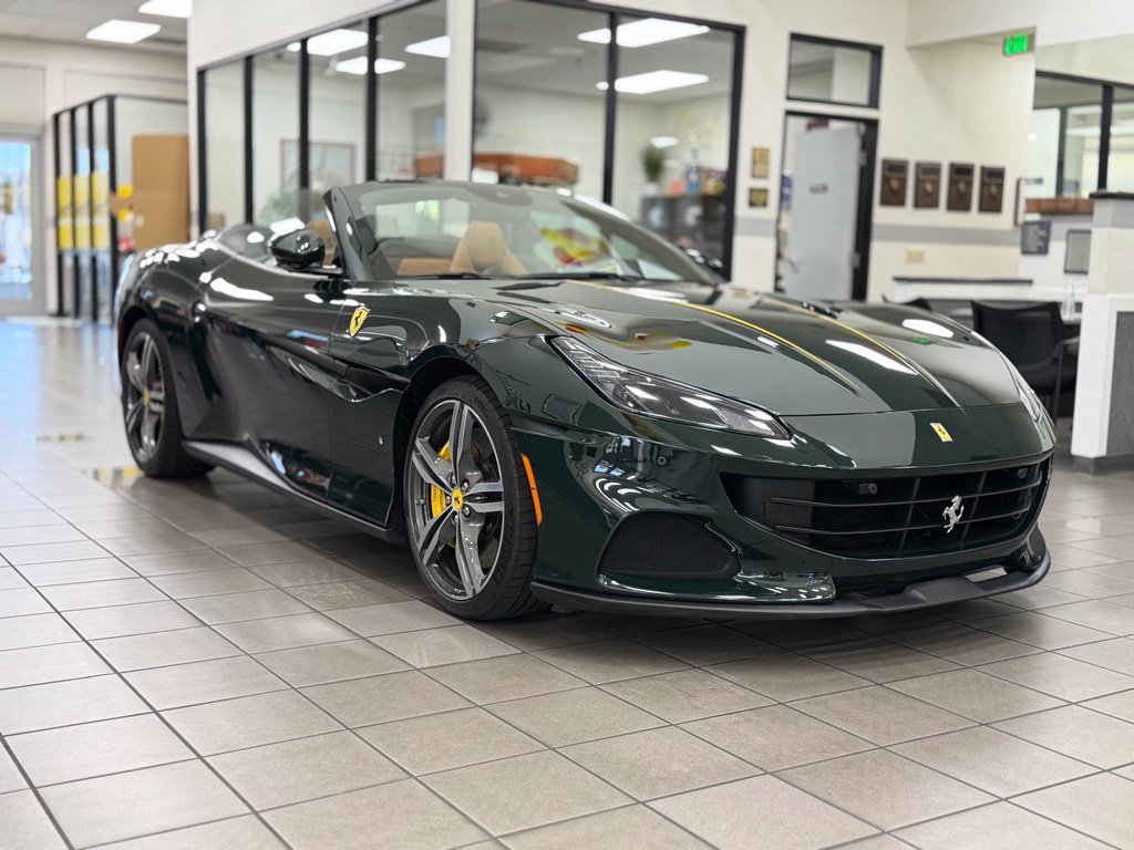 Used 2022 Ferrari Portofino M RWD image 1