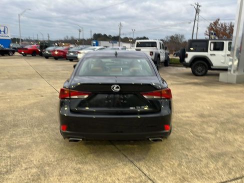 Used 2020 Lexus IS 300 AWD w/ Premium Package image 6