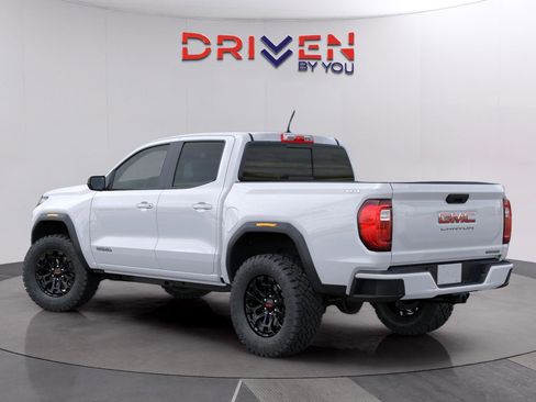 New 2026 GMC Canyon Elevation w/ Convenience Package image 4