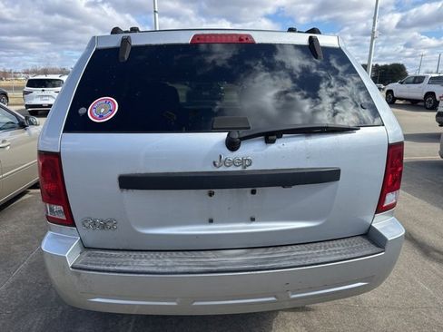 Used 2007 Jeep Grand Cherokee Laredo w/ Sun/Sound Group image 8