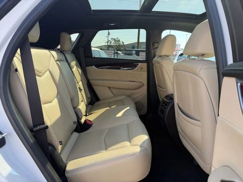 Used 2018 Cadillac XT5 Premium Luxury image 18