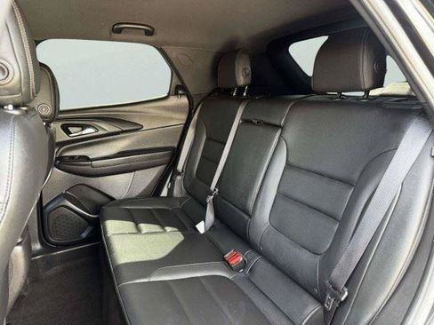 Used 2022 Chevrolet TrailBlazer ACTIV FWD image 32