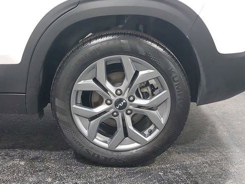 Used 2024 Kia Seltos S image 33