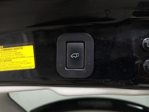 Used 2013 Toyota Venza XLE w/ Tow Prep Pkg image 9