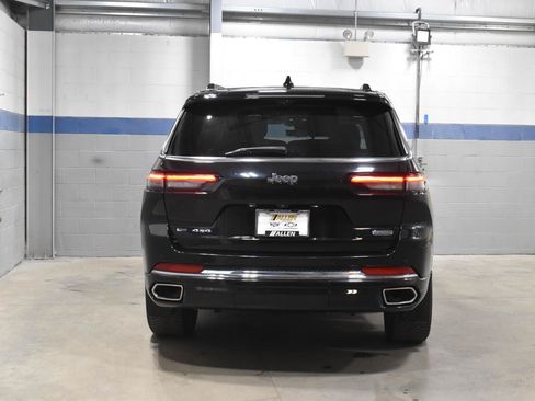 Used 2023 Jeep Grand Cherokee L Overland w/ Advanced Protech Group III AWD/4WD image 28