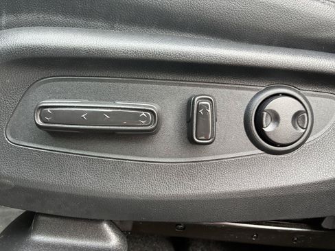 Used 2026 Honda CR-V EX-L image 19