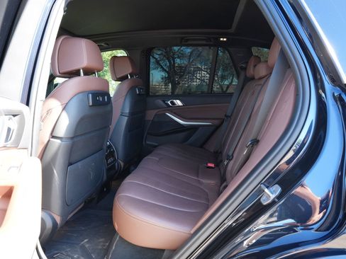 Used 2022 BMW X5 sDrive40i w/ M Sport Package image 20