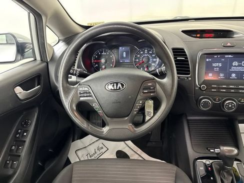 Used 2018 Kia Forte LX w/ LX Popular Package FWD image 13