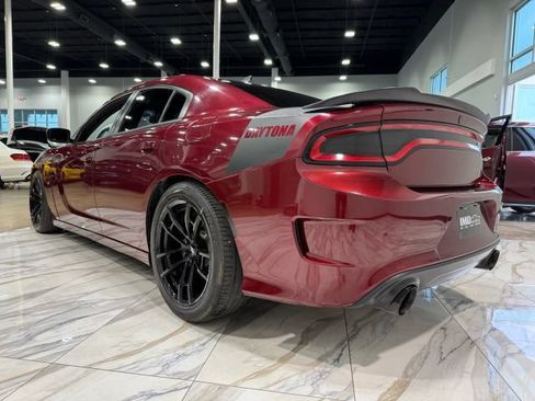 Used 2019 Dodge Charger Scat Pack w/ Daytona Edition Group RWD image 7