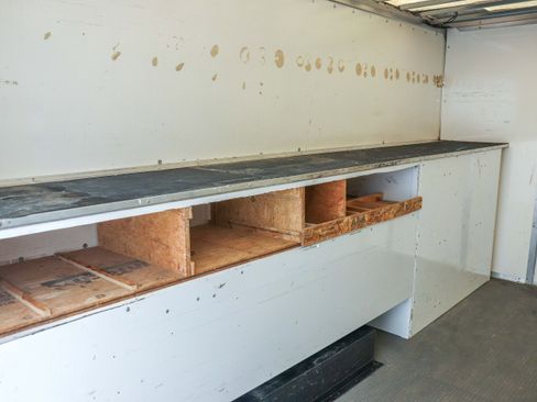 Used 2020 Chevrolet Express 3500 w/ Power Convenience Package image 10