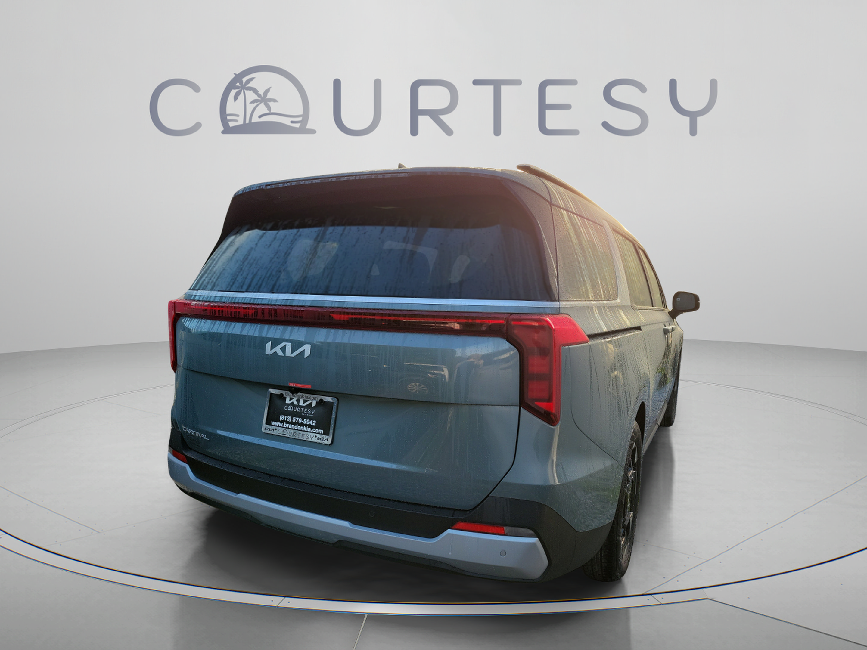 New 2027 Kia Carnival EX FWD image 3