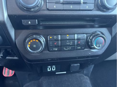 Used 2018 Ford F150 XLT w/ Equipment Group 302A Luxury image 18