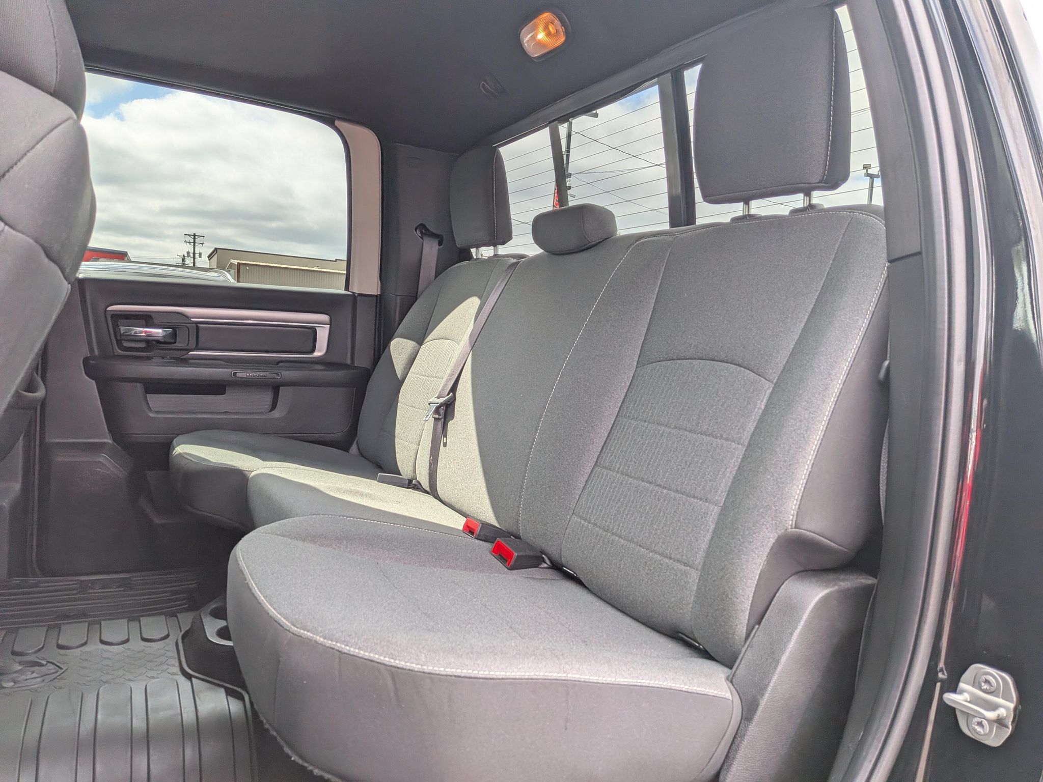 Used 2023 RAM 1500 Warlock AWD/4WD image 7
