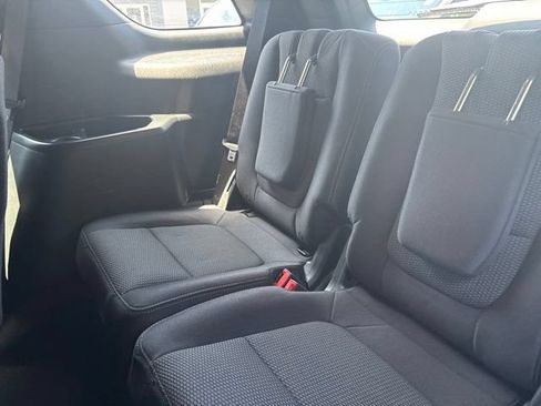 Certified 2019 Ford Explorer XLT AWD/4WD image 12