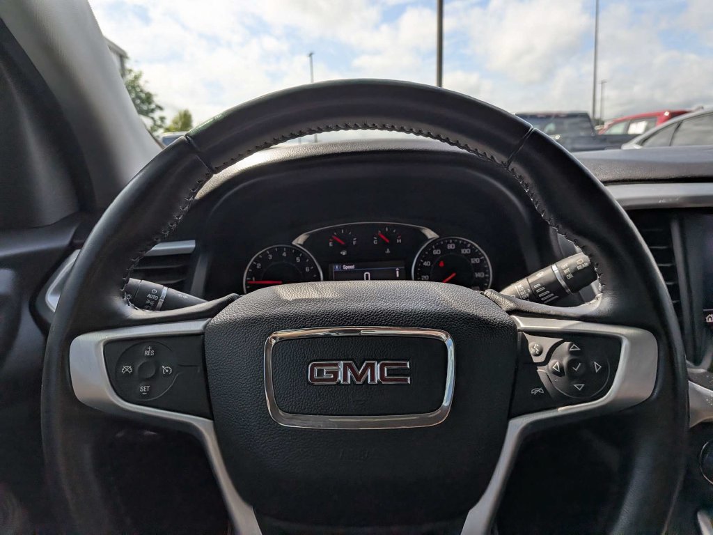 Used 2020 GMC Acadia SLE w/ LPO, Floor Liner Package AWD/4WD image 22