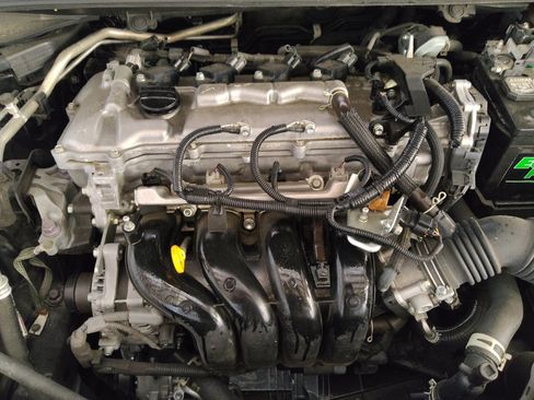 Used 2022 Toyota Corolla LE FWD image 30
