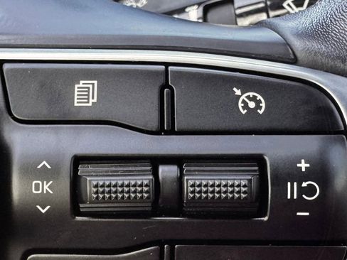 Used 2024 Kia K5 GT-Line w/ GT-Line Premium Package FWD image 10