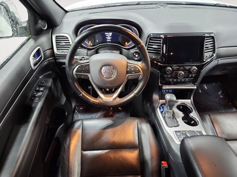 Used 2019 Jeep Grand Cherokee Limited w/ Luxury Group II AWD/4WD image 10