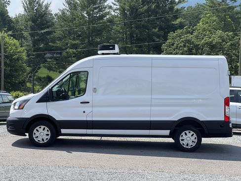 Used 2020 Ford Transit 250 Medium Roof w/ Load Area Protection Package image 6