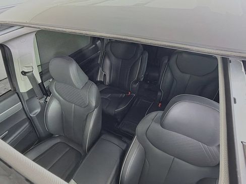 Used 2024 Hyundai Palisade SEL w/ Premium Package FWD image 15