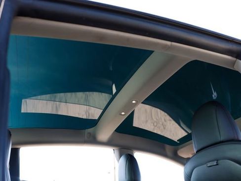 Used 2022 Tesla Model 3 Standard Range image 29