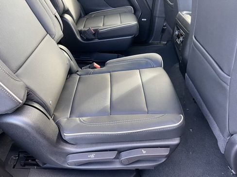 New 2026 Chevrolet Tahoe Premier image 9