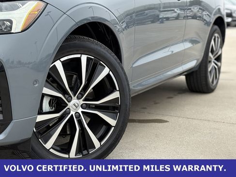 Certified 2023 Volvo XC60 B5 Plus w/ Climate Package image 9