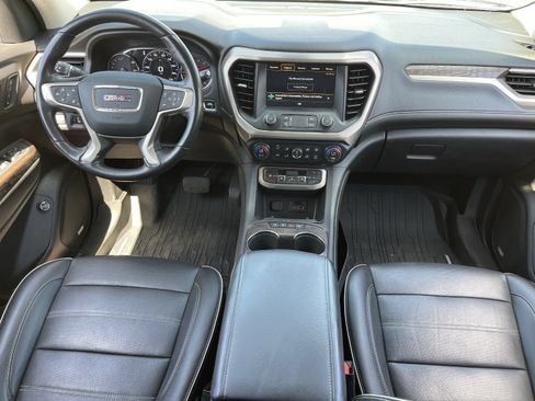 Certified 2021 GMC Acadia Denali w/ Denali Ultimate Package AWD/4WD image 17