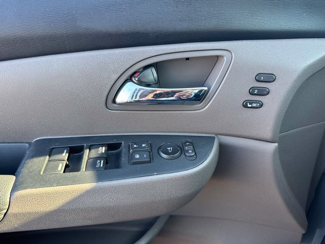 Used 2016 Honda Odyssey Touring image 18