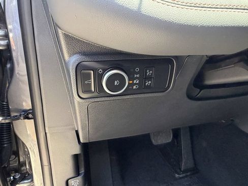 New 2026 Ford Explorer Active w/ Active Comfort Package RWD image 29