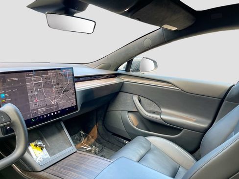 Used 2023 Tesla Model S Standard Range AWD/4WD image 23