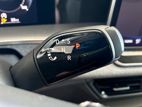 Certified 2026 Volkswagen Tiguan S FWD image 25