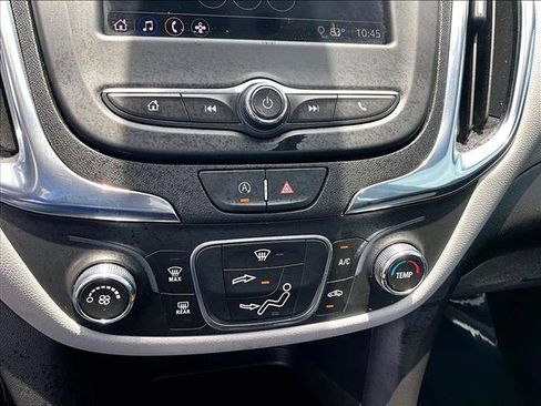 Used 2023 Chevrolet Equinox LS FWD image 23