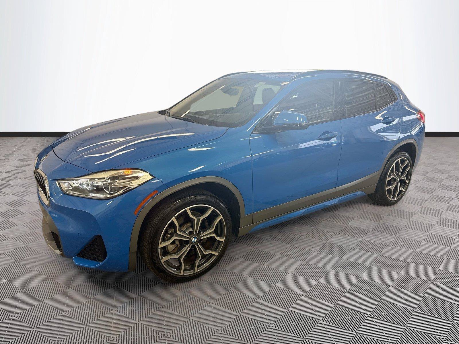 Used 2021 BMW X2 xDrive28i w/ M Sport X Package AWD/4WD image 3