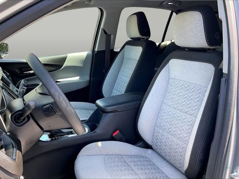 Used 2024 Chevrolet Equinox LS w/ LS Convenience Package FWD image 25