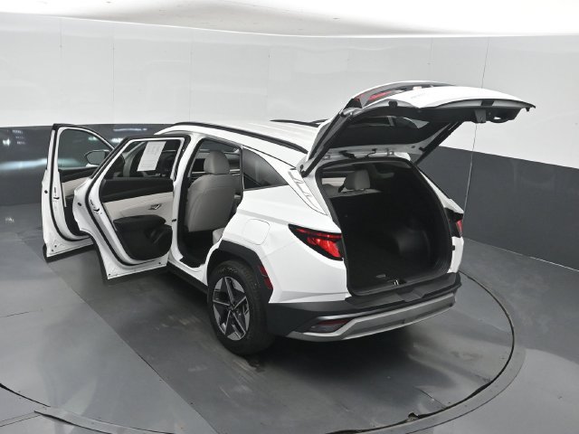 Used 2025 Hyundai Tucson SEL FWD image 62