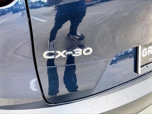 Used 2021 MAZDA CX-30 FWD 2.5 S w/ Select Package image 10