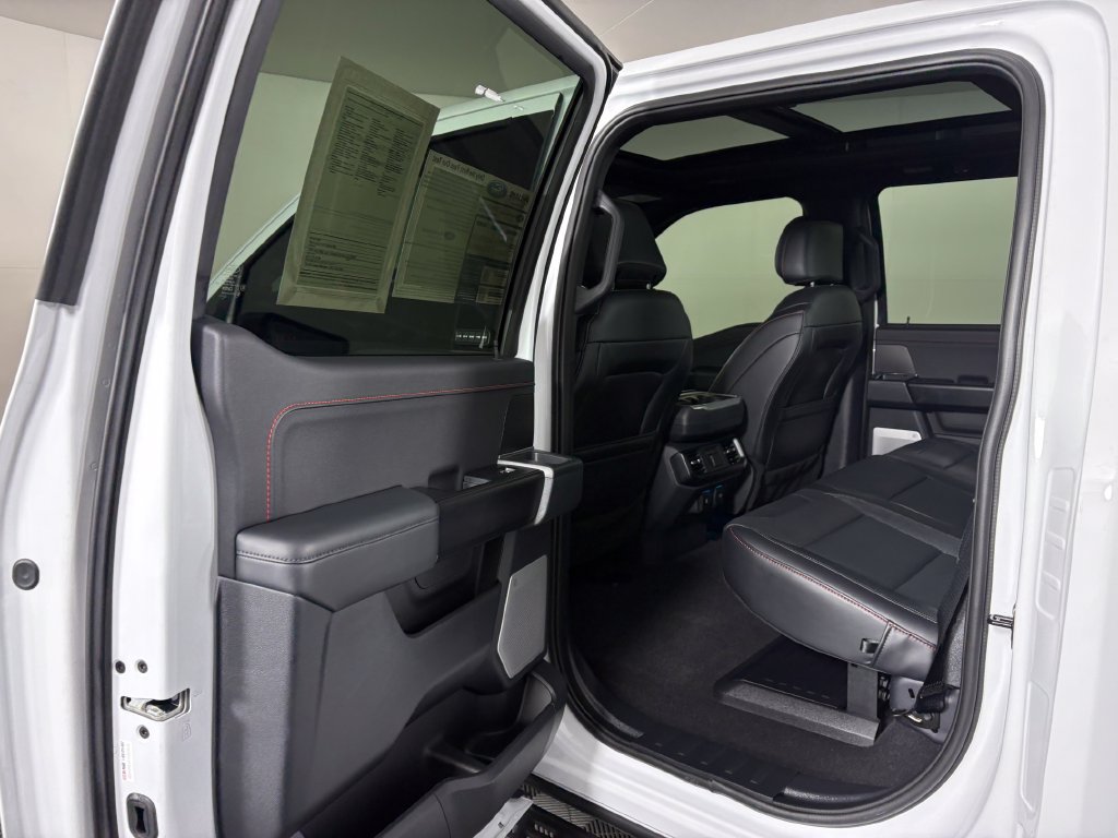 Used 2025 Ford F150 Raptor AWD/4WD image 28