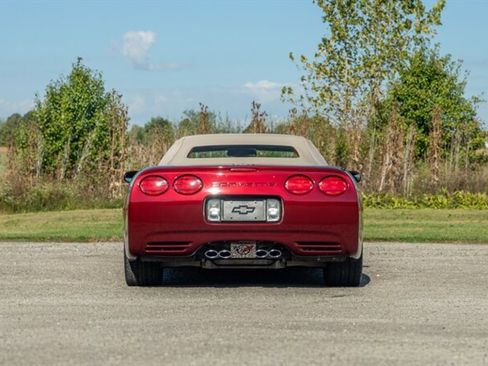Used 2003 Chevrolet Corvette Convertible w/ Preferred Equipment Group1 image 13