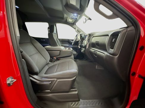 Used 2020 Chevrolet Silverado 1500 Custom Trail Boss w/ Custom Convenience Package AWD/4WD image 32
